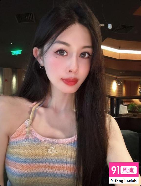 腿长腰细胸大Lisa
